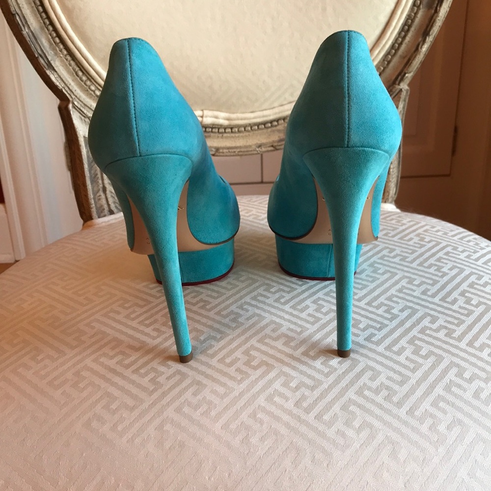 Charlotte Olympia suede pumps - Picture 4 of 5